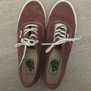 Women's lace up vans sneakers